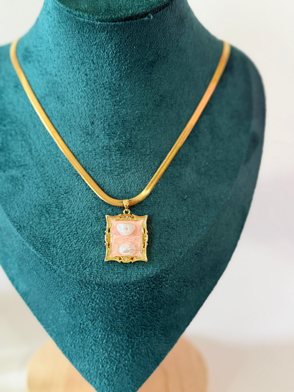 Blush Pearl Necklace