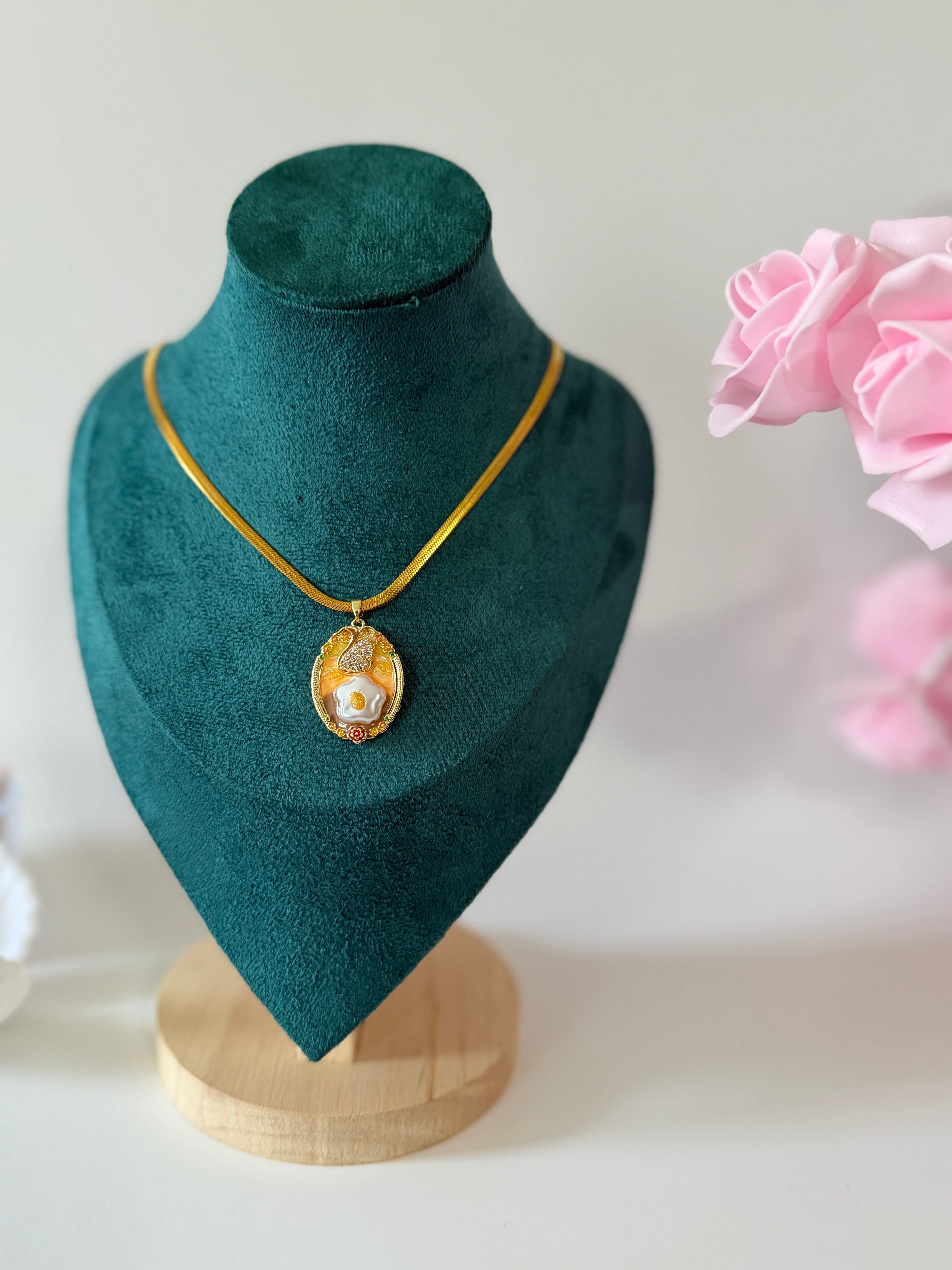 Golden Pearl Necklace