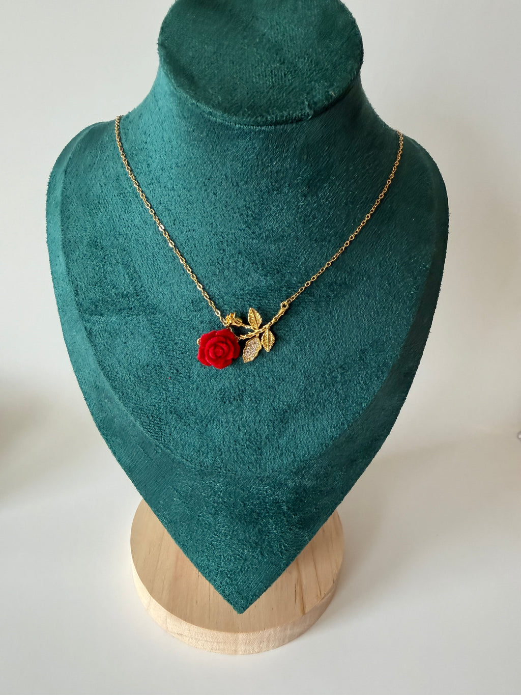 Rosé Bloom Necklace